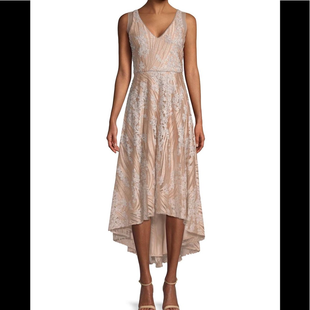 Belle by Badgley Mischka
Hi-Lo Embroidery …